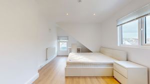 Photo 4- click for photo gallery